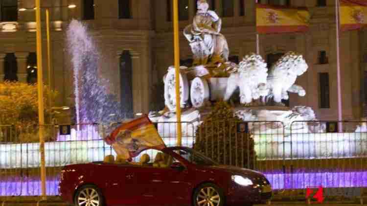 皇马,皇马球迷们遵循马德里市政府的建议没有去丰收女神广场庆祝