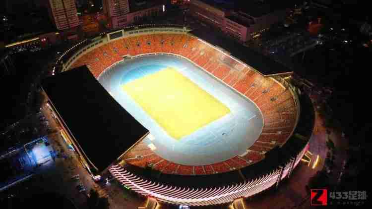 陕西省体育场,据新华社报道，被誉为“圣朱雀”的陕西省体育场日前完成了翻新改造工作