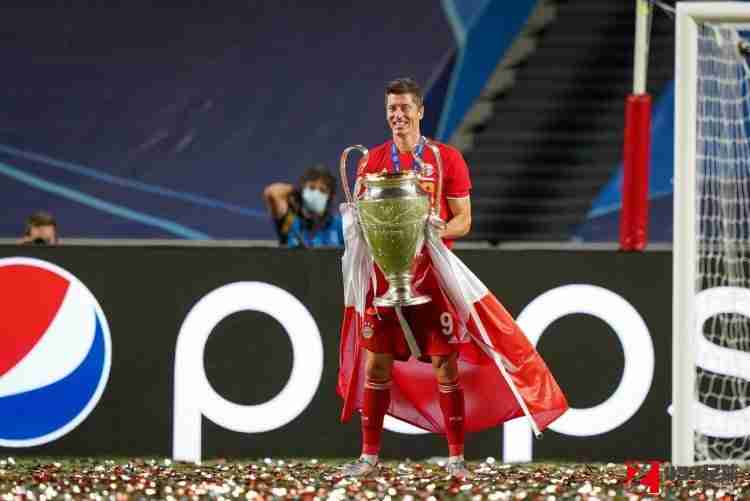 鲁梅尼格：莱万配得上中选FIFA年度最佳 梅罗在亚非拉更有优势