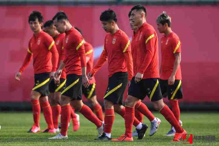 白国华：假如国足未能打入12强赛，对中国足球更是灭顶之灾