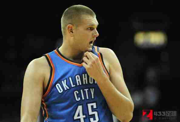科尔-阿尔德里奇：在NBA，有些球员没有存钱意识