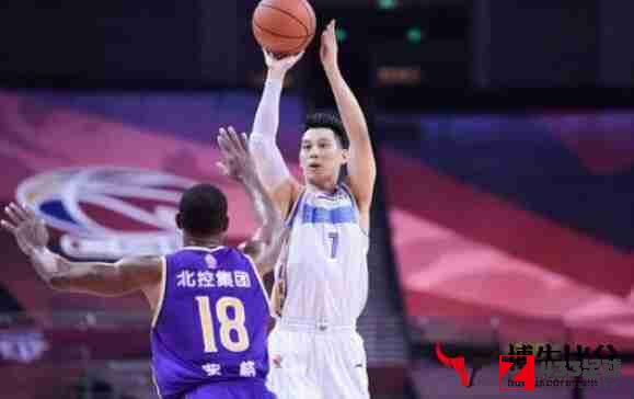 林书豪38分,林书豪,北京队,,林书豪38分8板7助3断，北京轻取北控迎来十一连胜