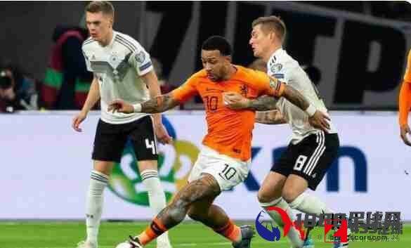 德国队,荷兰队,德国绝杀荷兰,德国3-2绝杀荷兰，取得了欧预赛开门红