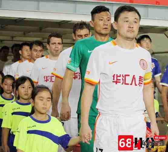 冯仁亮,冯仁亮踢进绝杀球，北京人和1-0战胜武汉卓尔