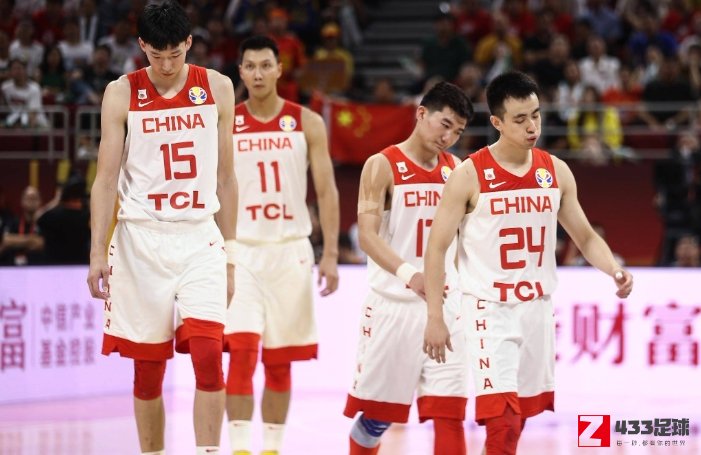 中国篮协,篮球震撼：李楠、李春江除名引起中国篮坛风波